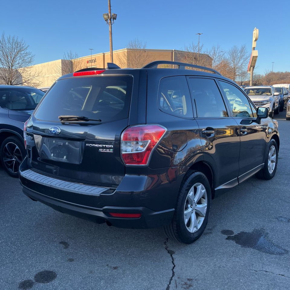 Subaru Forester 4dr CVT 2.5i Premium PZEV 2016