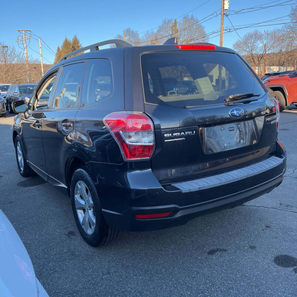 Subaru Forester 4dr CVT 2.5i Premium PZEV 2016