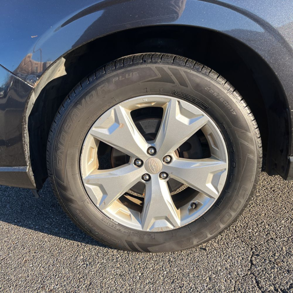 Subaru Forester 4dr CVT 2.5i Premium PZEV 2016