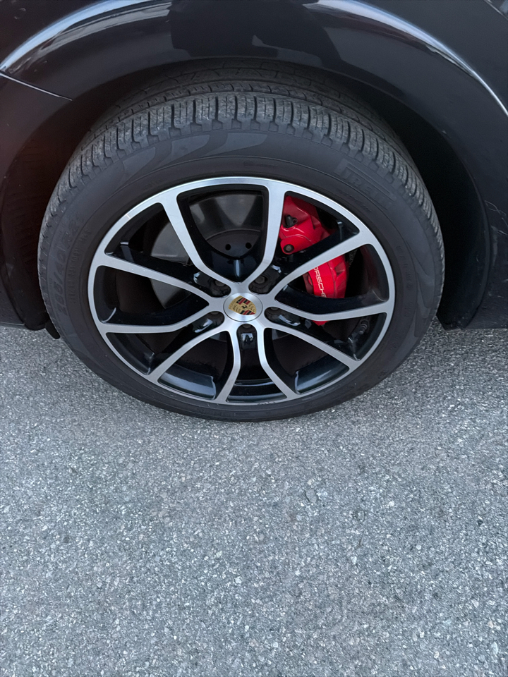 Porsche Cayenne GTS AWD 2021