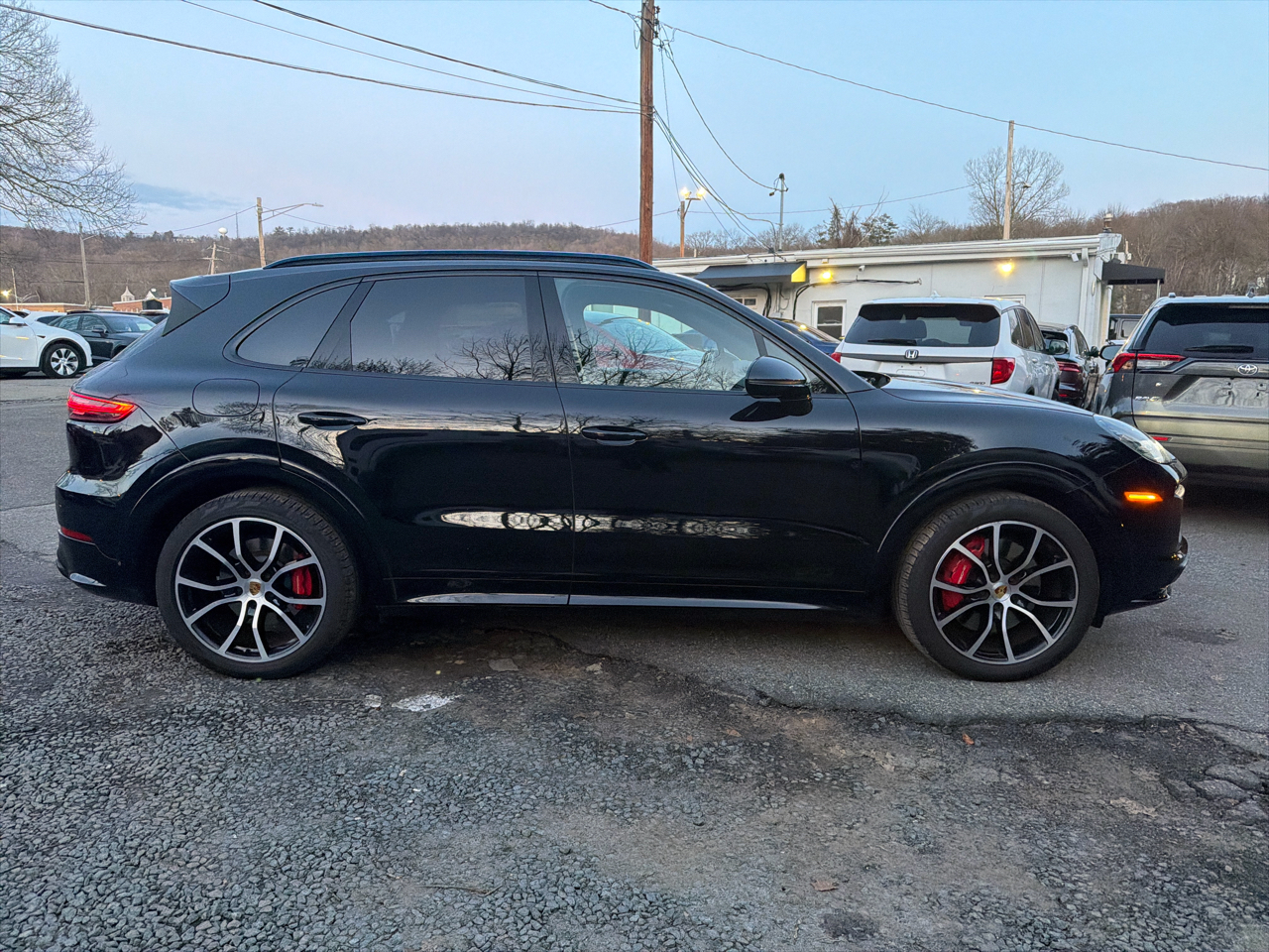 Porsche Cayenne GTS AWD 2021