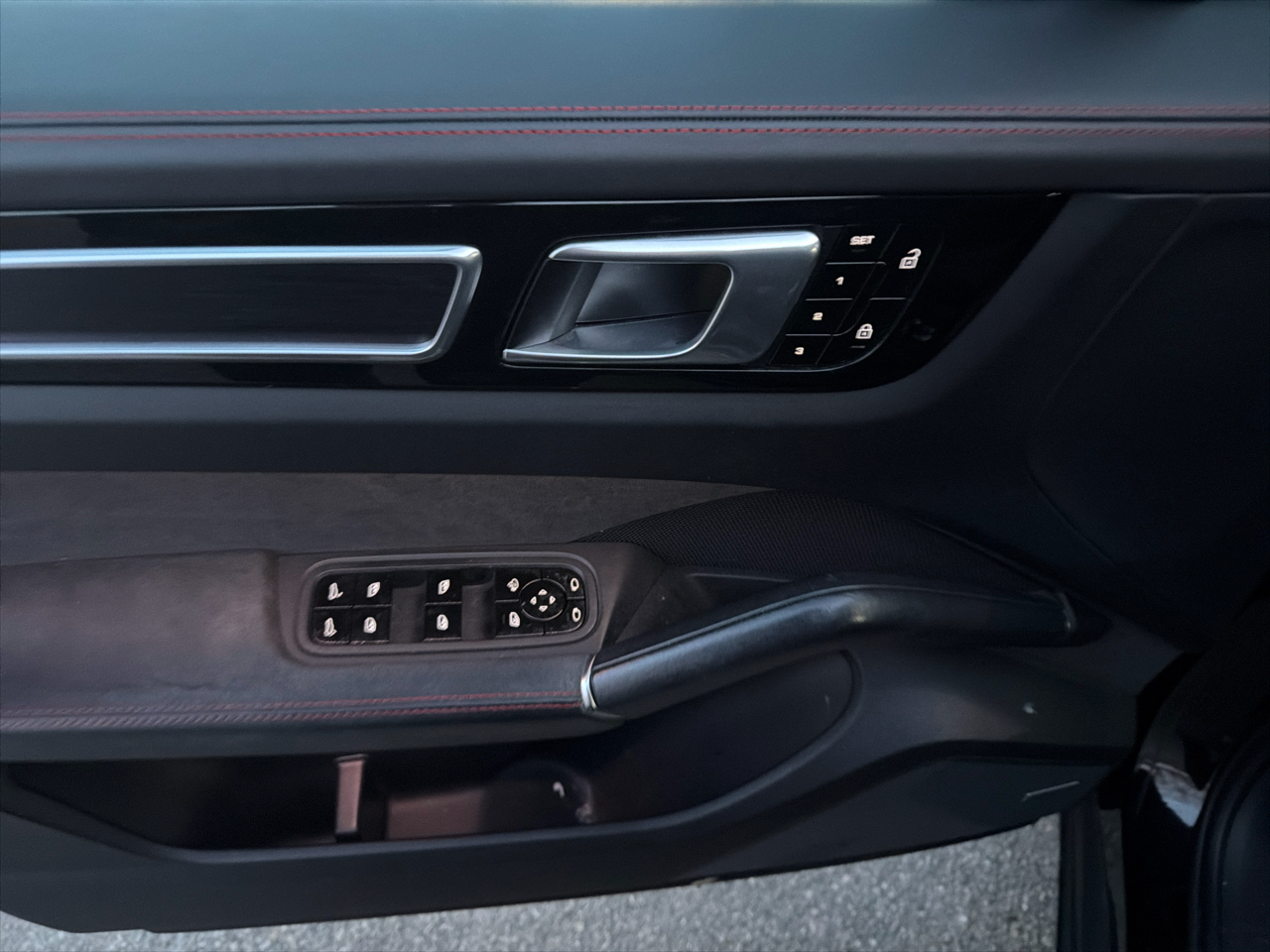 Porsche Cayenne GTS AWD 2021