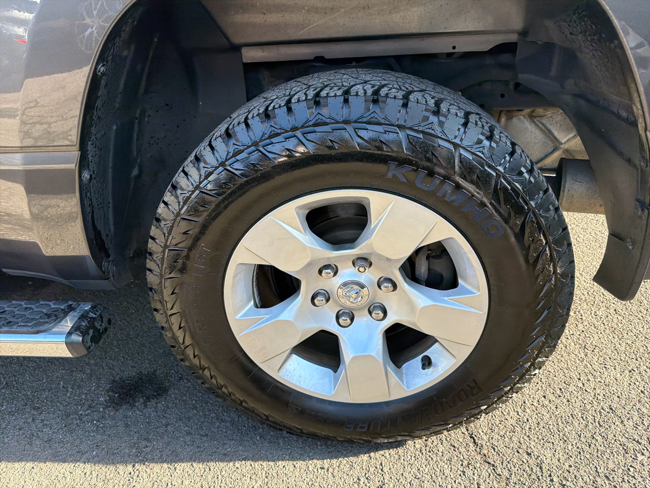 RAM 1500 Big Horn/Lone Star 4x4 Crew Cab 5'7" Box 2019