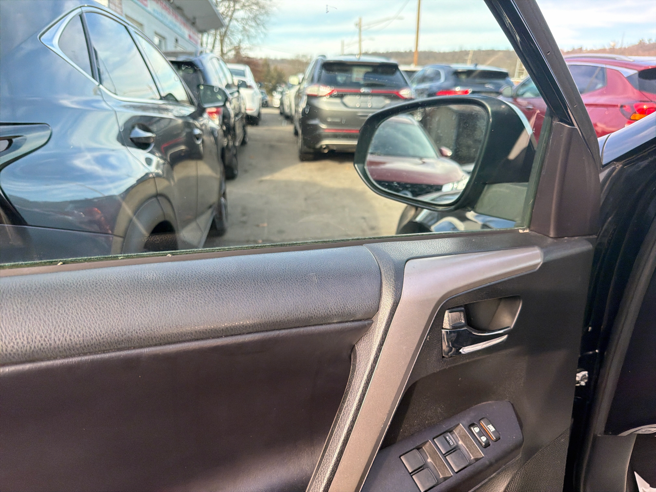 Toyota RAV4 Adventure FWD (Natl) 2018