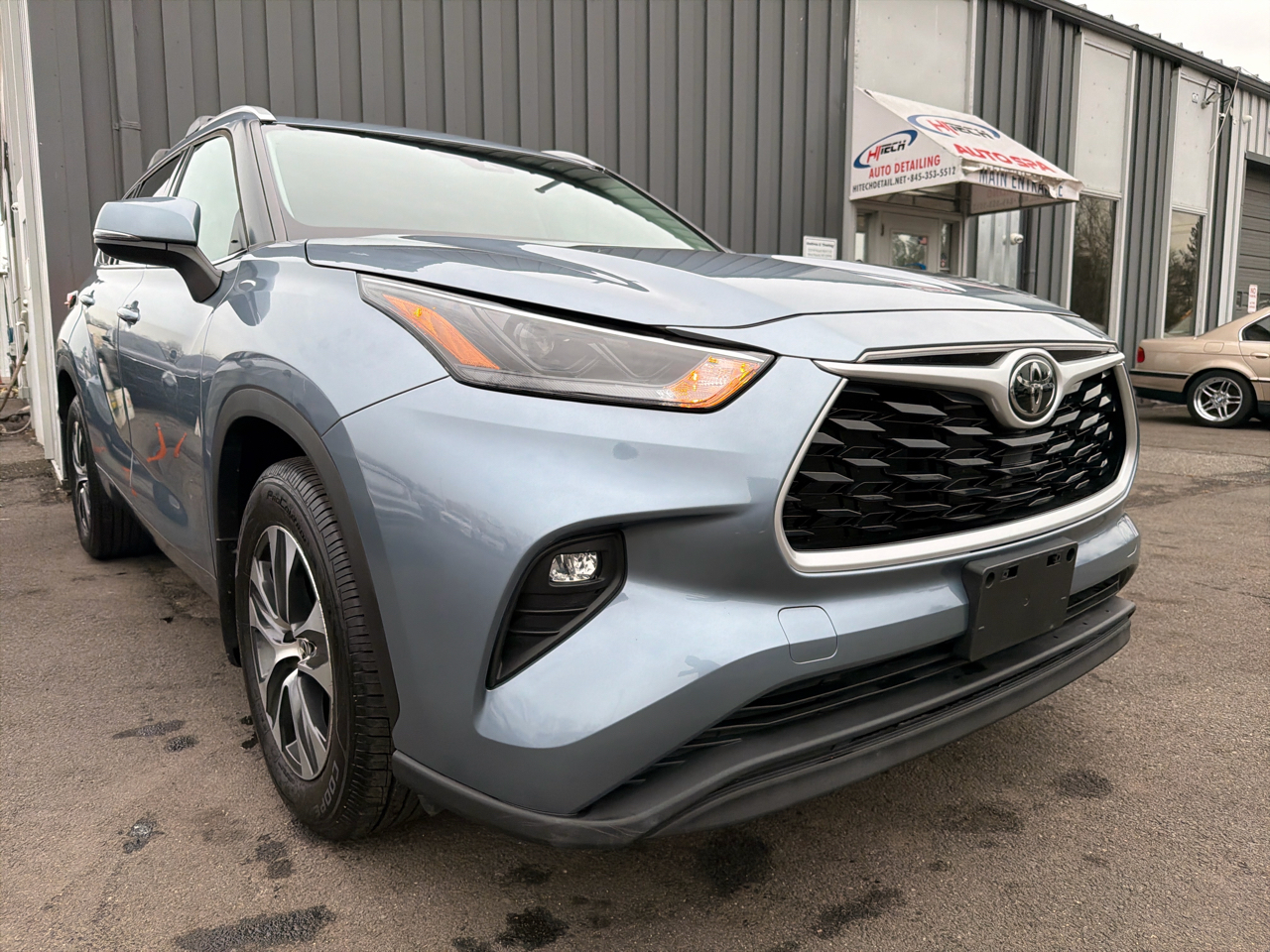 Toyota Highlander XLE AWD (Natl) 2022