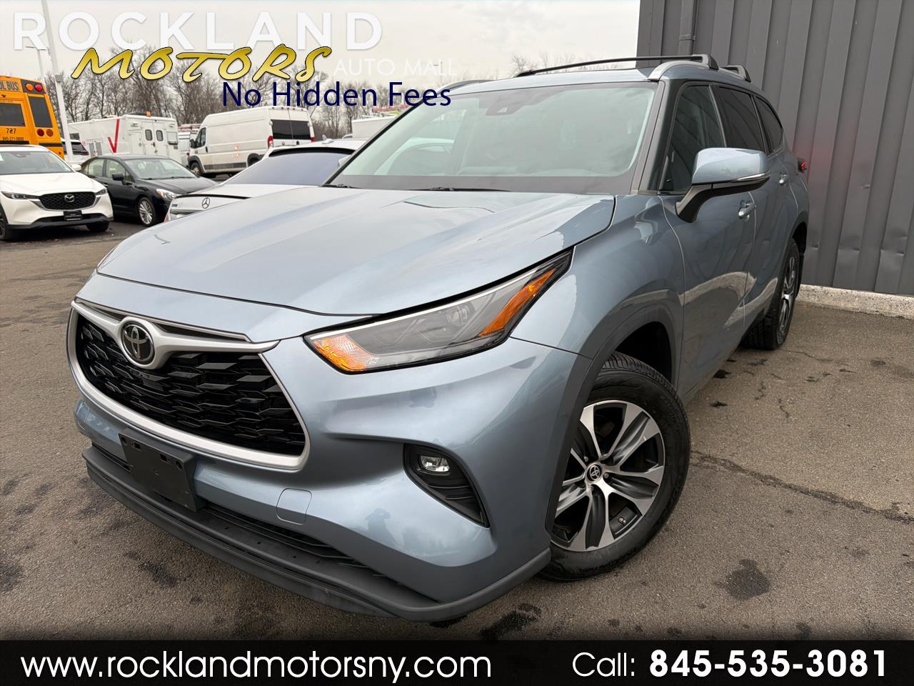 Toyota Highlander XLE AWD (Natl) 2022