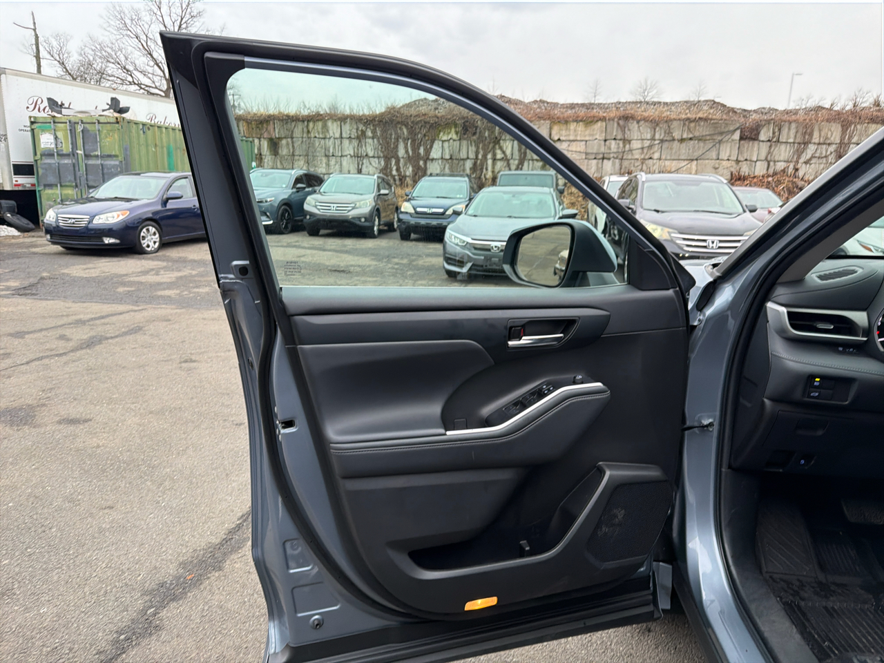 Toyota Highlander XLE AWD (Natl) 2022