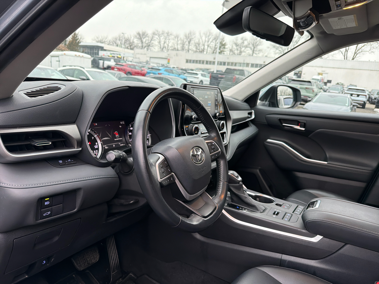 Toyota Highlander XLE AWD (Natl) 2022