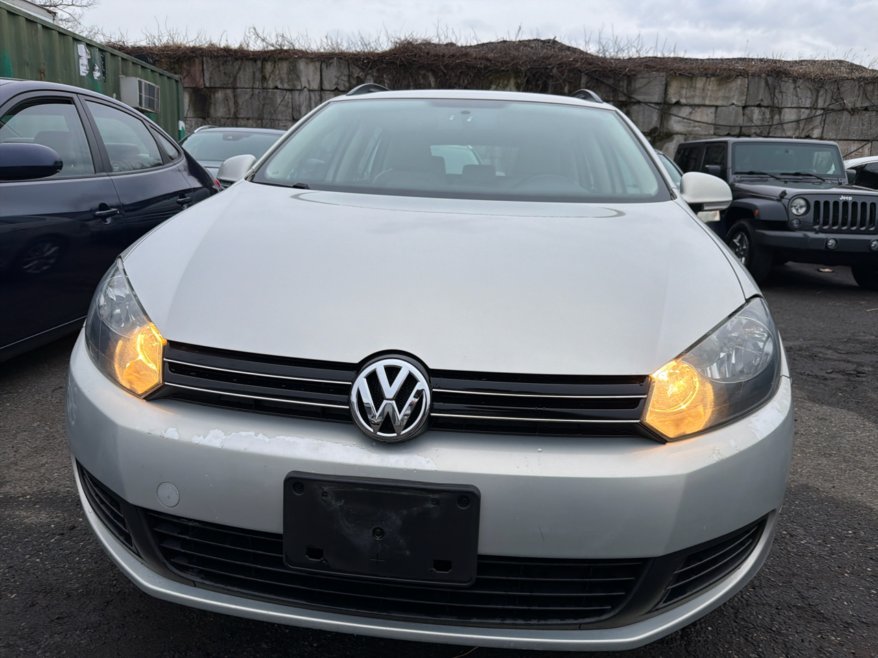 Volkswagen Jetta SportWagen 4dr Auto SE PZEV 2011