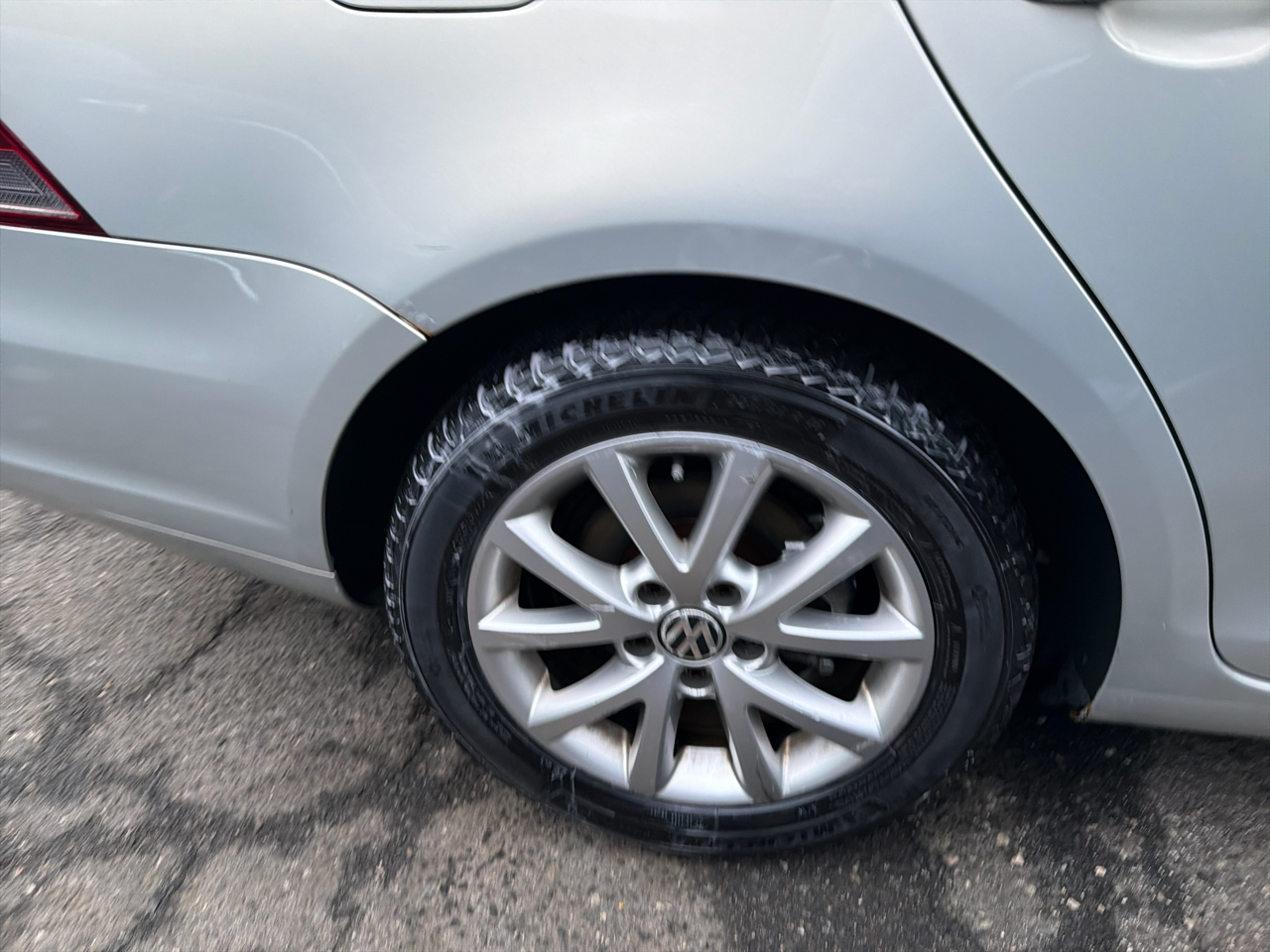 Volkswagen Jetta SportWagen 4dr Auto SE PZEV 2011