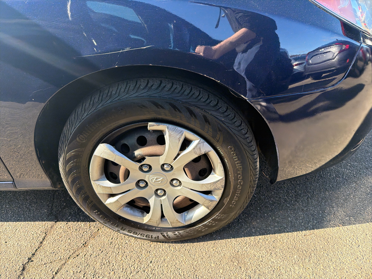 Hyundai Elantra 4dr Sdn Auto GLS PZEV 2010