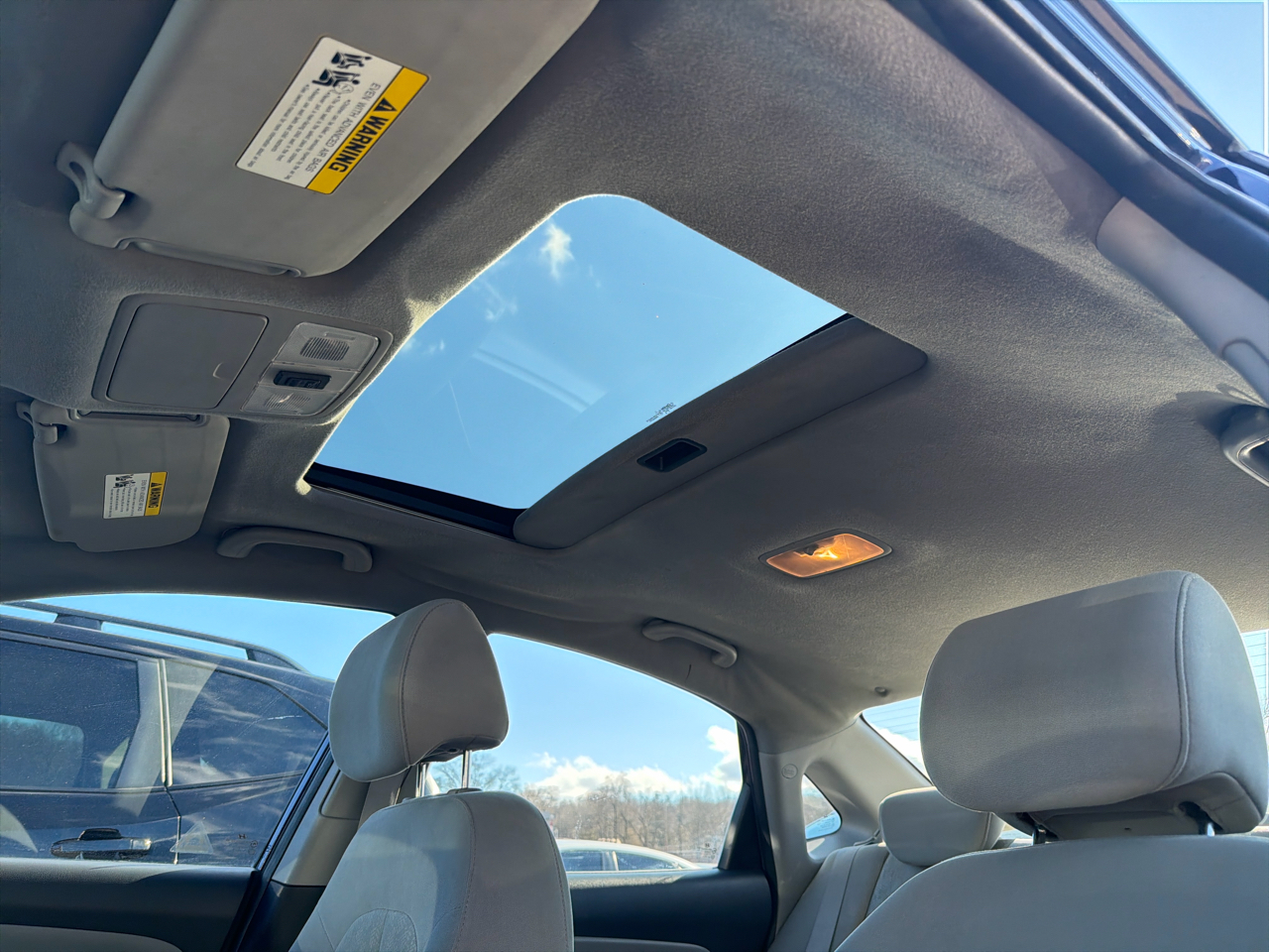 Hyundai Elantra 4dr Sdn Auto GLS PZEV 2010