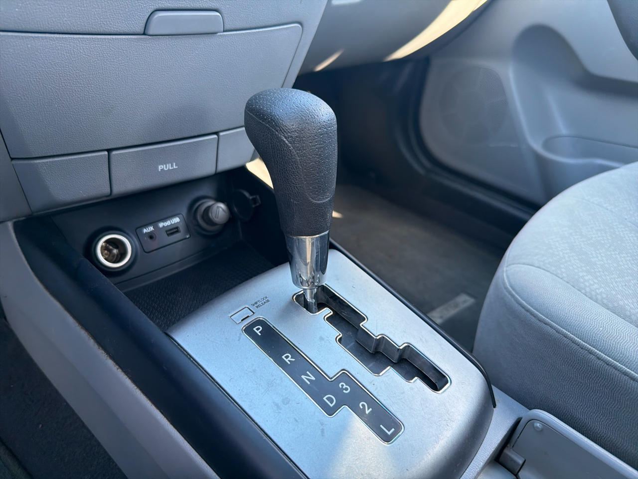 Hyundai Elantra 4dr Sdn Auto GLS PZEV 2010