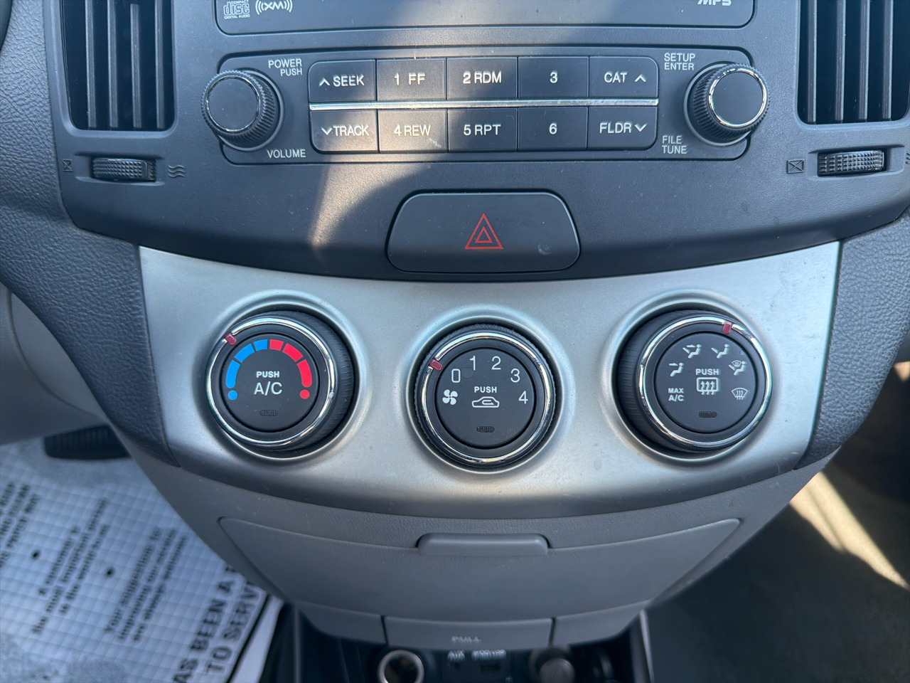 Hyundai Elantra 4dr Sdn Auto GLS PZEV 2010