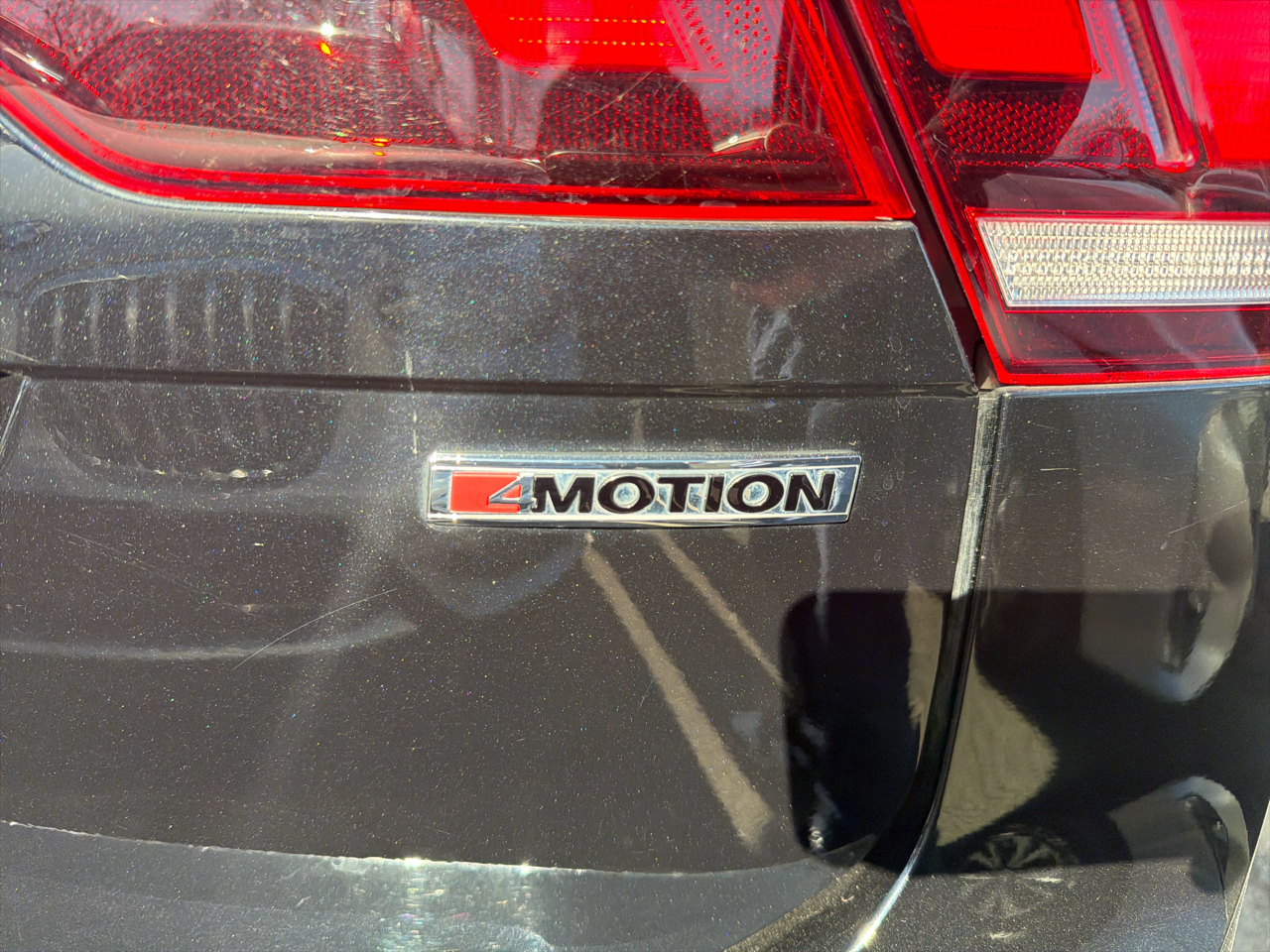 Volkswagen Tiguan 2.0T SE R-Line Black 4MOTION 2021