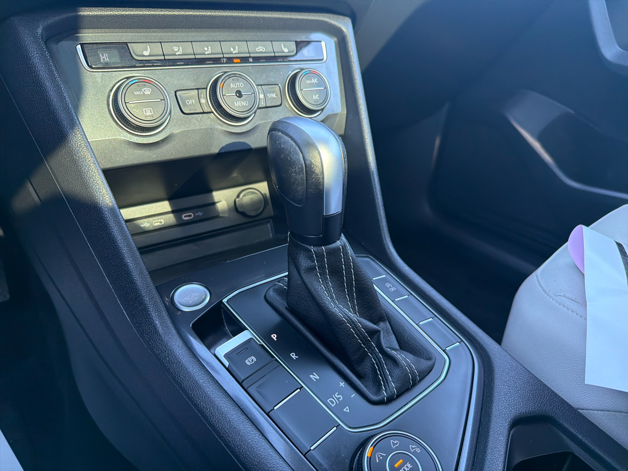 Volkswagen Tiguan 2.0T SE R-Line Black 4MOTION 2021