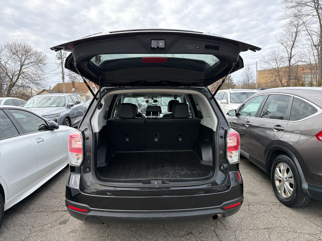 Subaru Forester 2.5i Limited CVT 2017