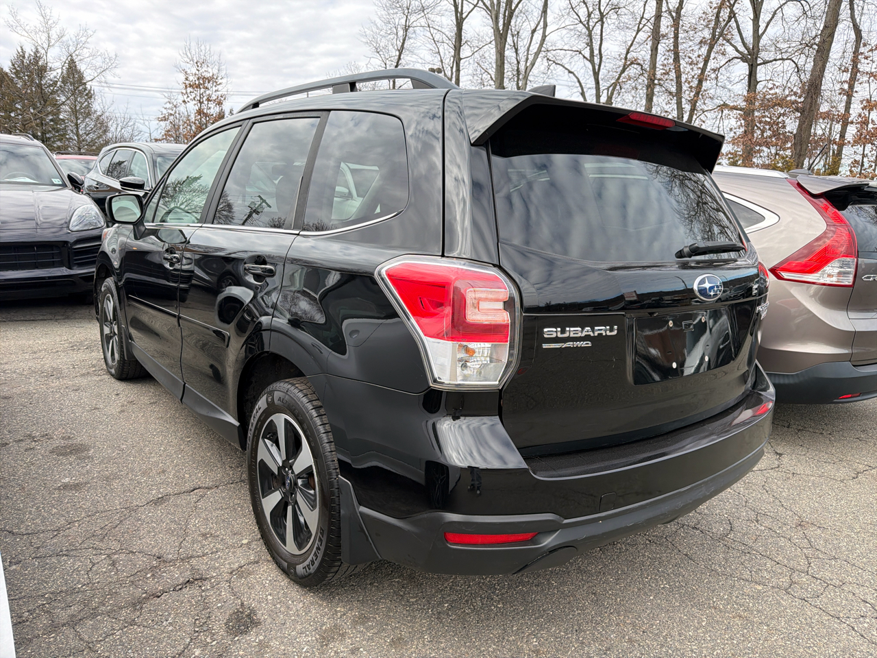 Subaru Forester 2.5i Limited CVT 2017