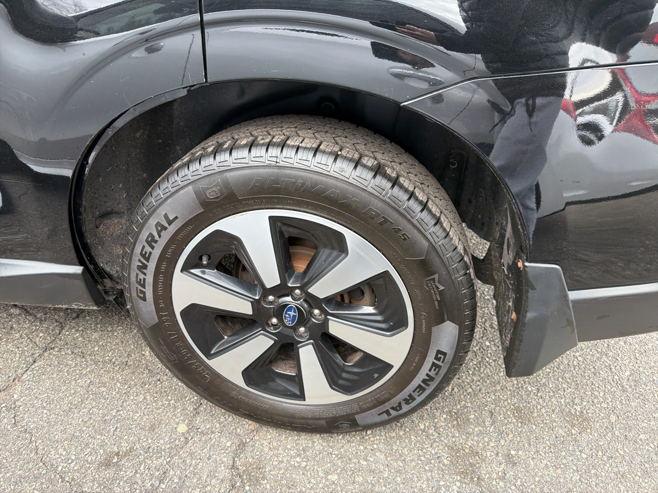 Subaru Forester 2.5i Limited CVT 2017