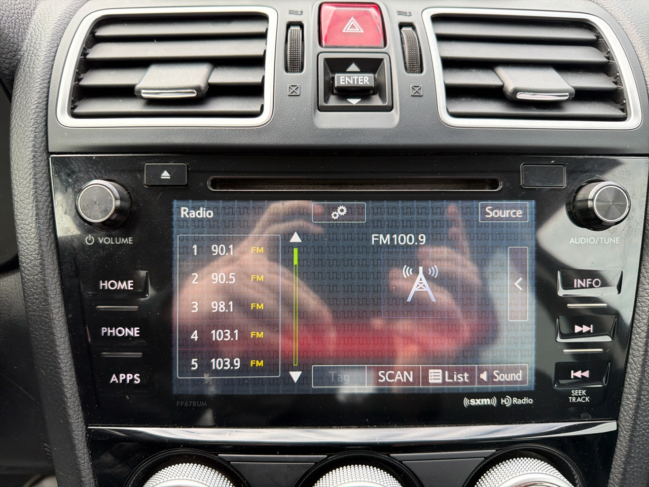 Subaru Forester 2.5i Limited CVT 2017