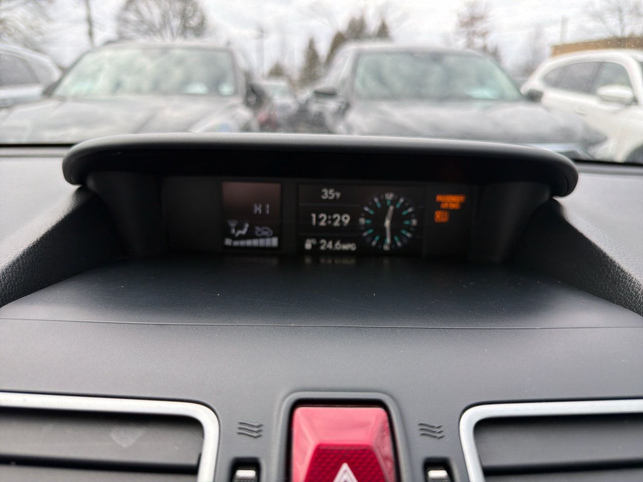 Subaru Forester 2.5i Limited CVT 2017