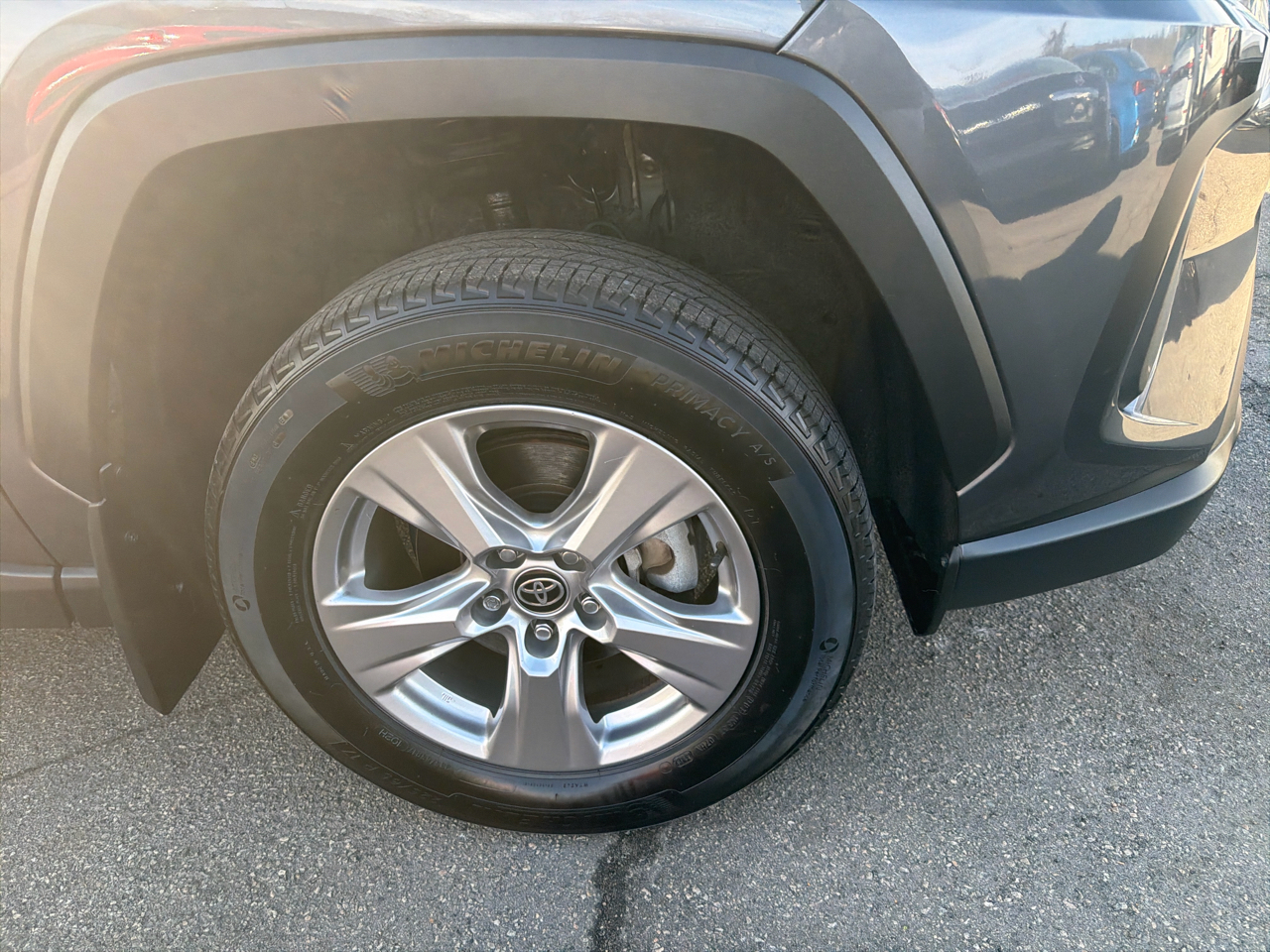 Toyota RAV4 XLE AWD (Natl) 2023