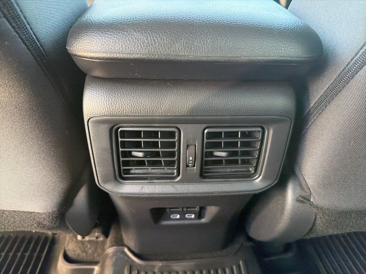 Toyota RAV4 XLE AWD (Natl) 2023