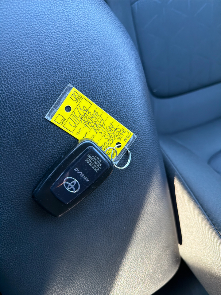 Toyota RAV4 XLE AWD (Natl) 2023