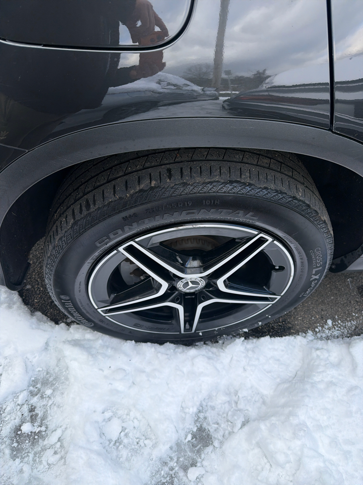 Mercedes-Benz GLC GLC 300 4MATIC SUV 2022