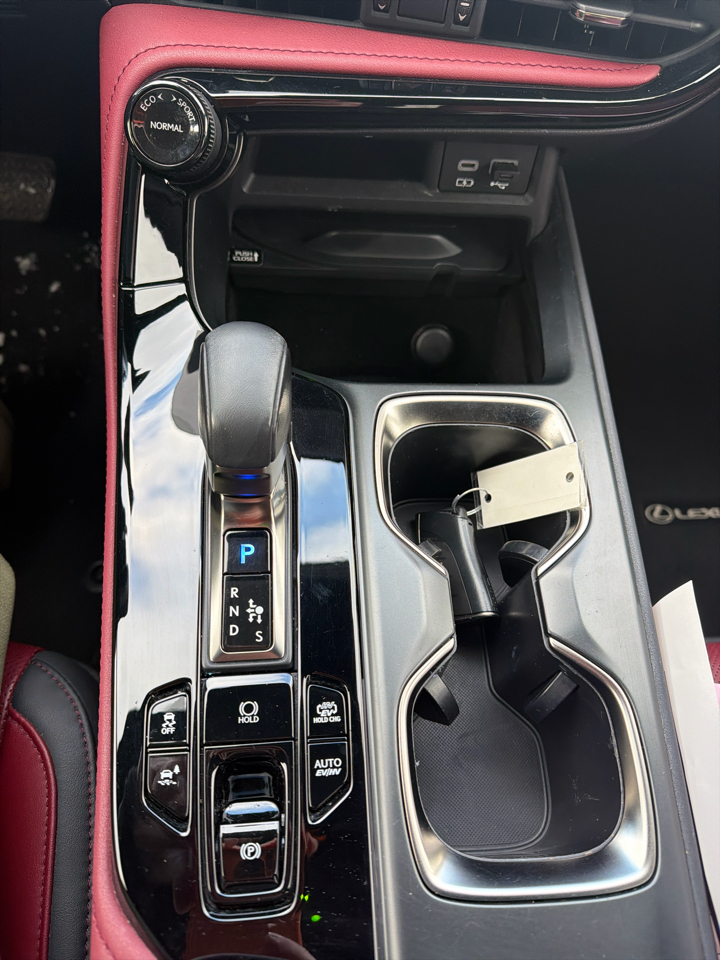 Lexus NX NX 450h+ Luxury AWD 2022