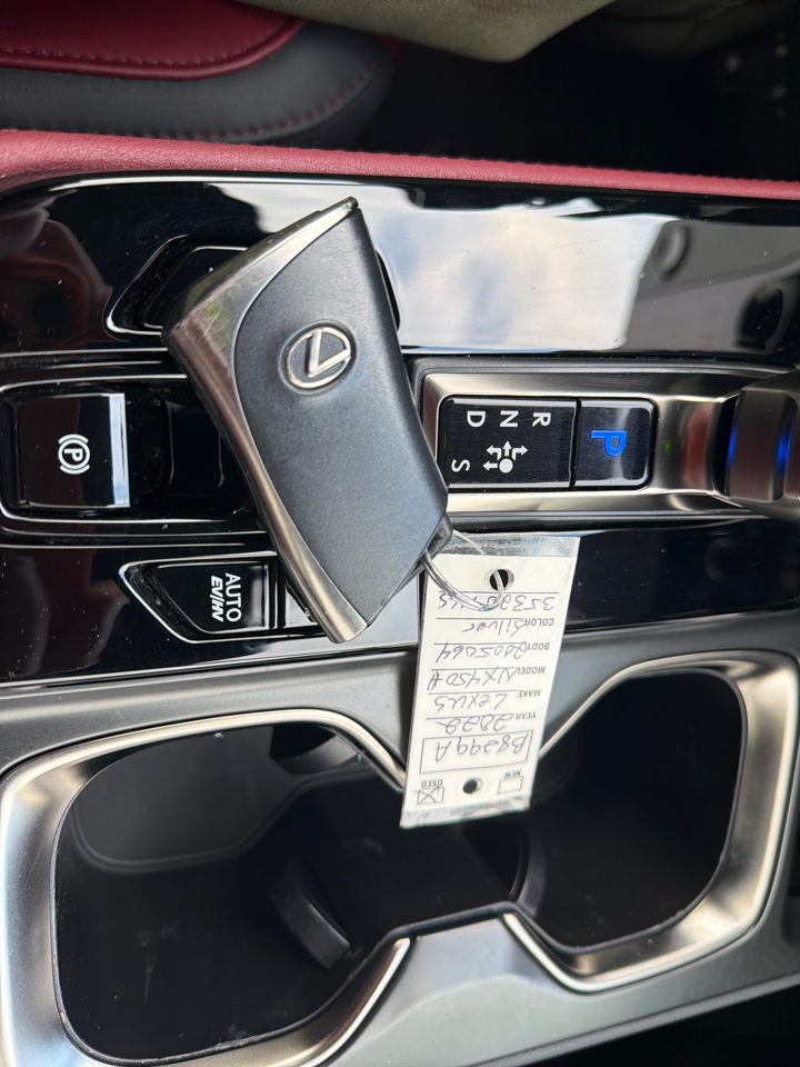 Lexus NX NX 450h+ Luxury AWD 2022