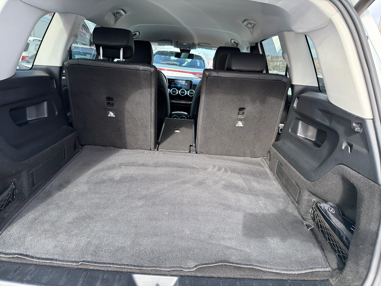 Mercedes-Benz GLB GLB 250 4MATIC SUV 2021