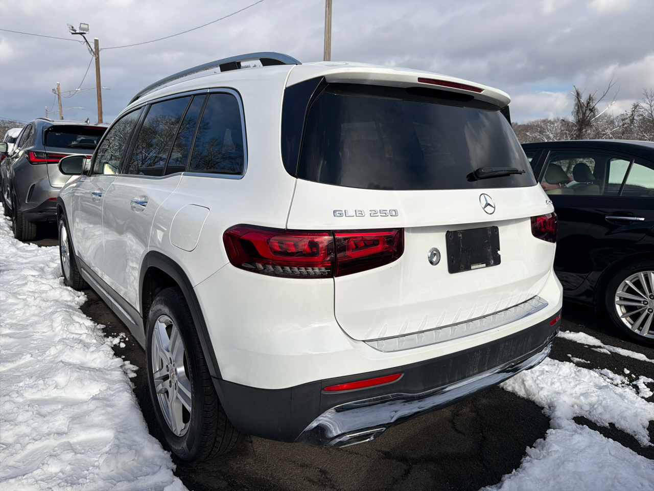 Mercedes-Benz GLB GLB 250 4MATIC SUV 2021