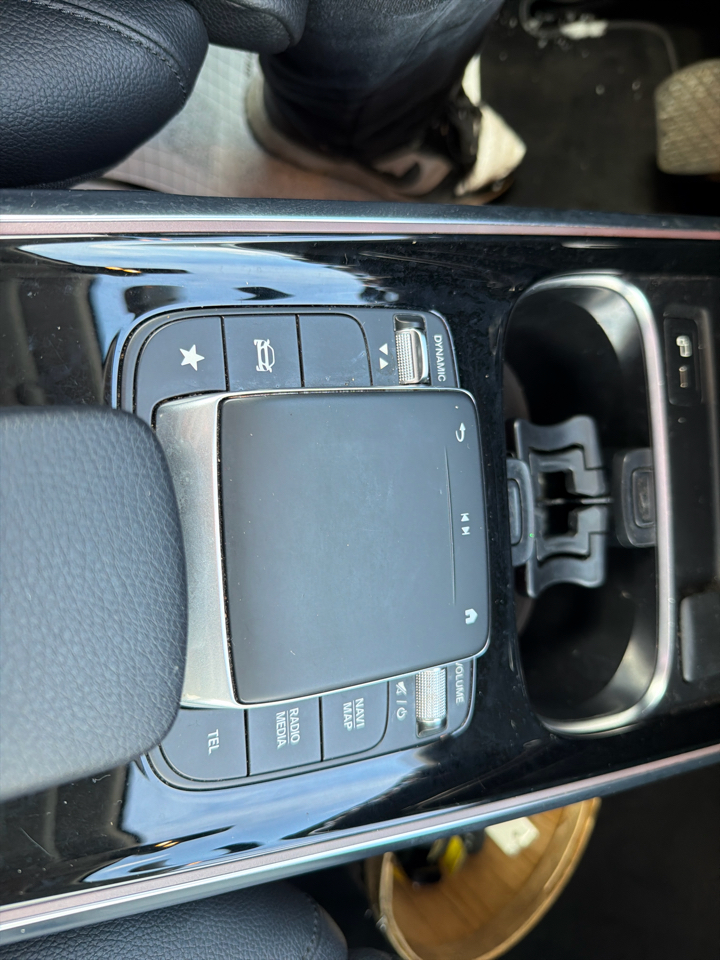 Mercedes-Benz GLB GLB 250 4MATIC SUV 2021