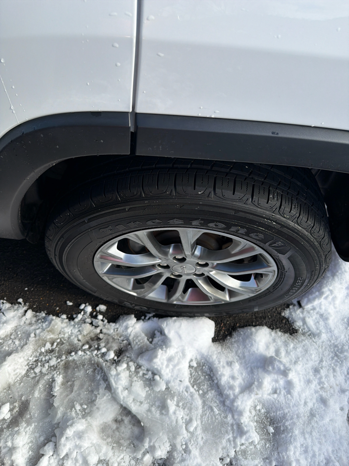 Jeep Cherokee Latitude Plus 4x4 2020