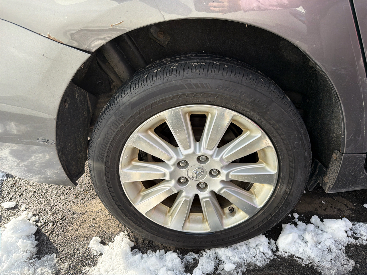 Toyota Sienna 5dr 7-Pass Van V6 LE AWD (Natl) 2014