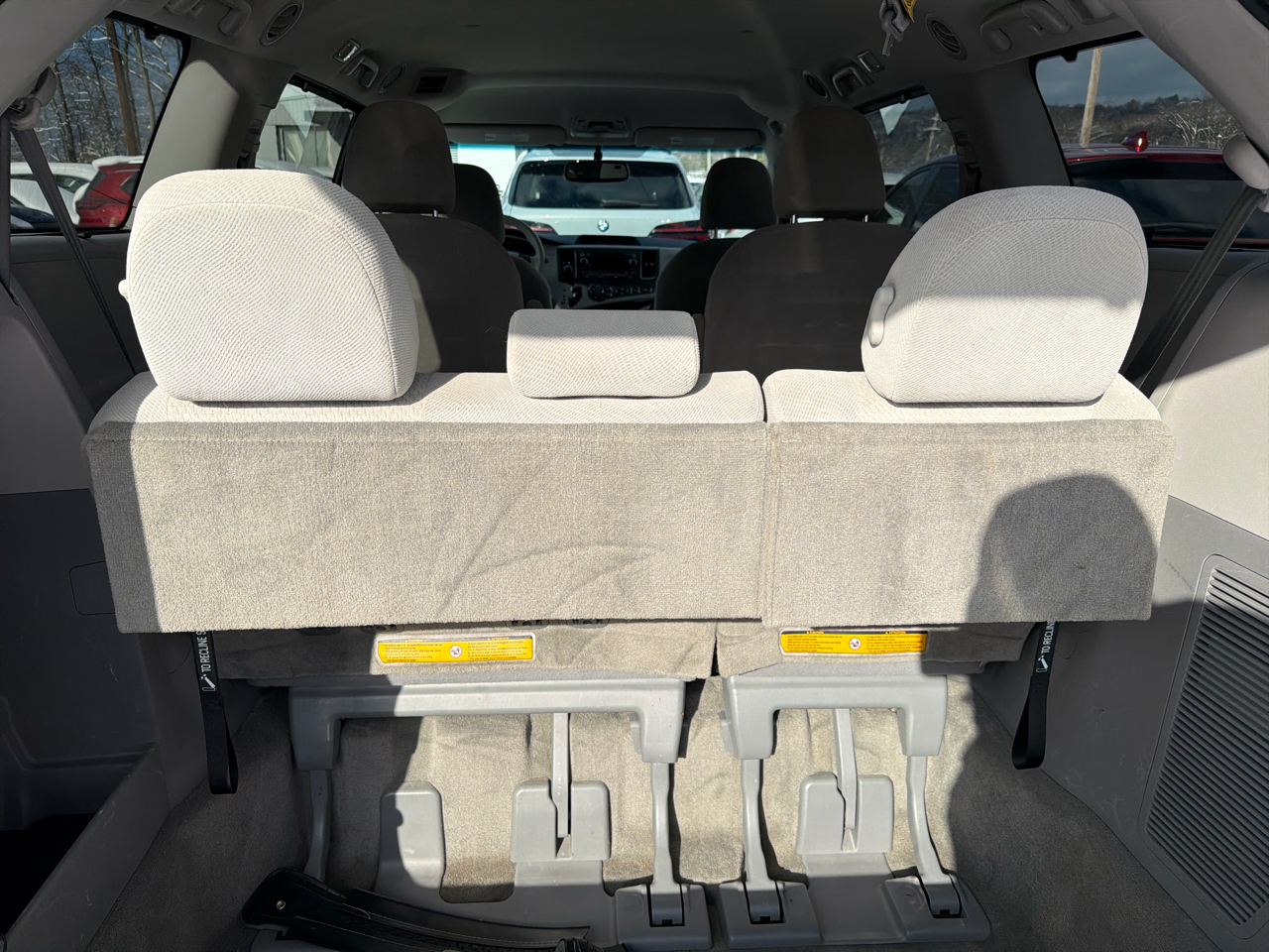 Toyota Sienna 5dr 7-Pass Van V6 LE AWD (Natl) 2014