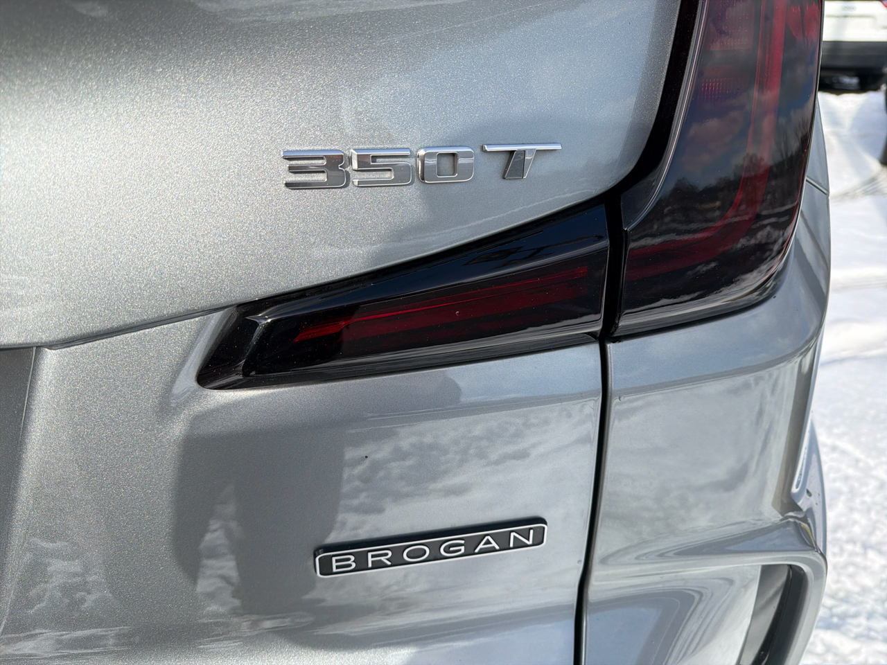 Cadillac XT4 AWD 4dr Luxury 2024