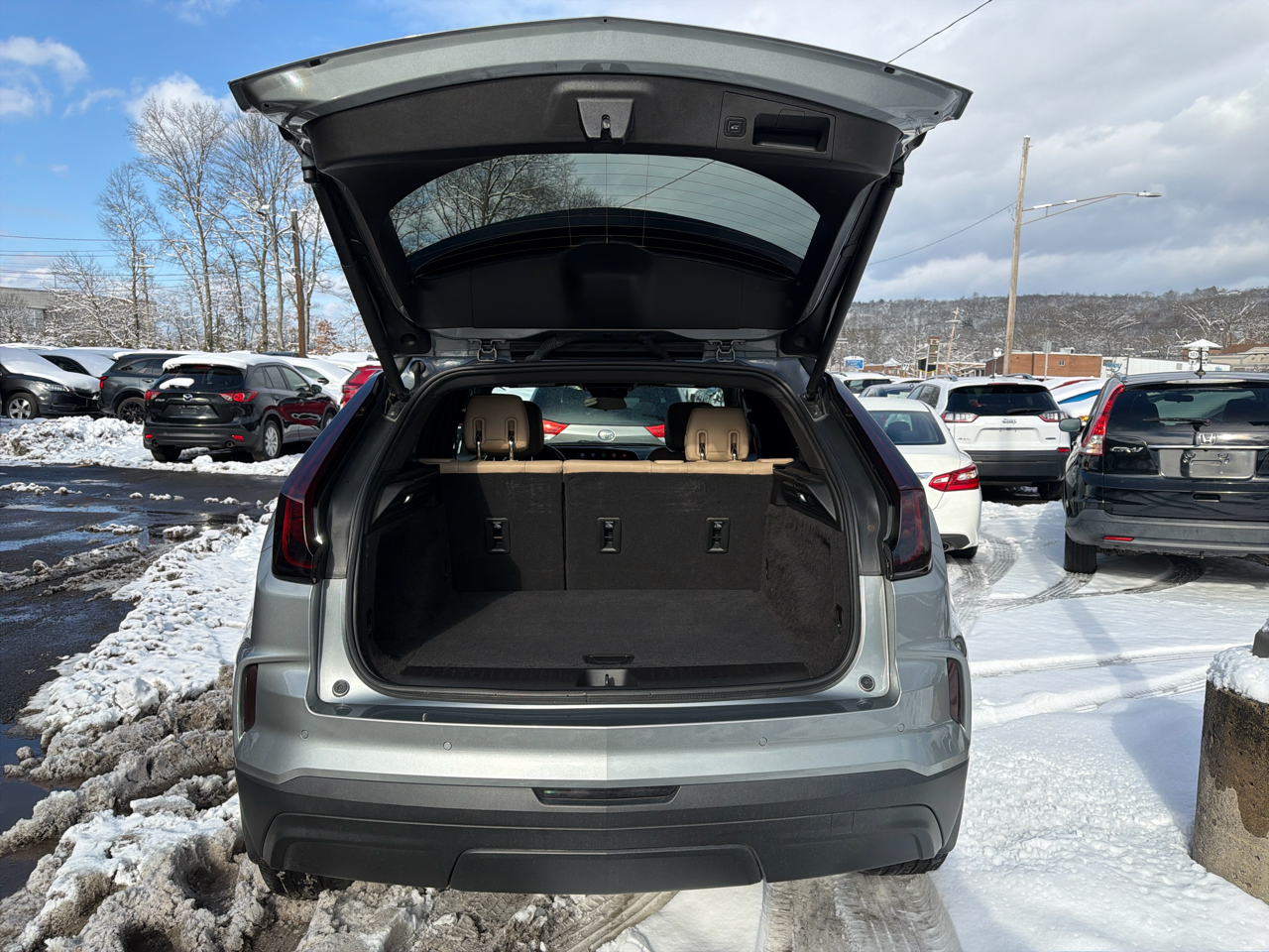 Cadillac XT4 AWD 4dr Luxury 2024