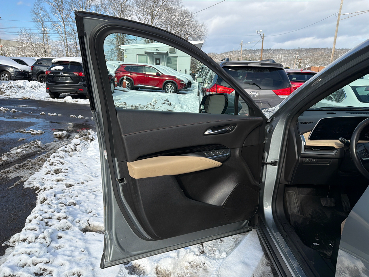 Cadillac XT4 AWD 4dr Luxury 2024