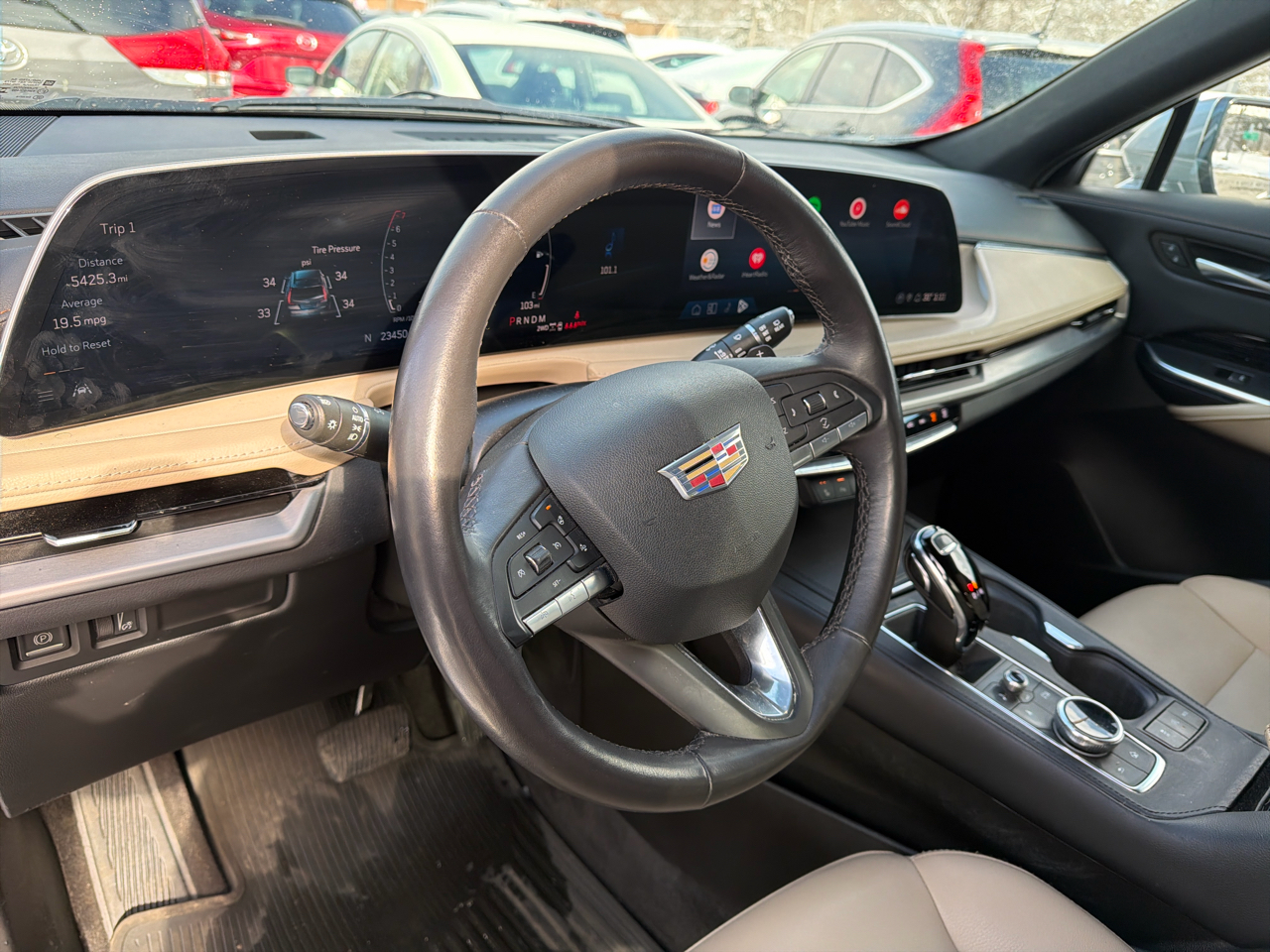 Cadillac XT4 AWD 4dr Luxury 2024