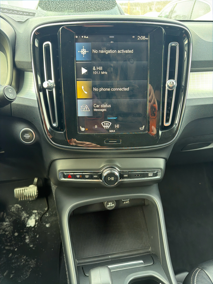 Volvo XC40 T5 AWD Momentum 2022