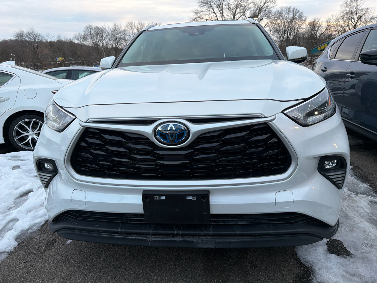 Toyota Highlander Hybrid Bronze Edition AWD (Natl) 2023
