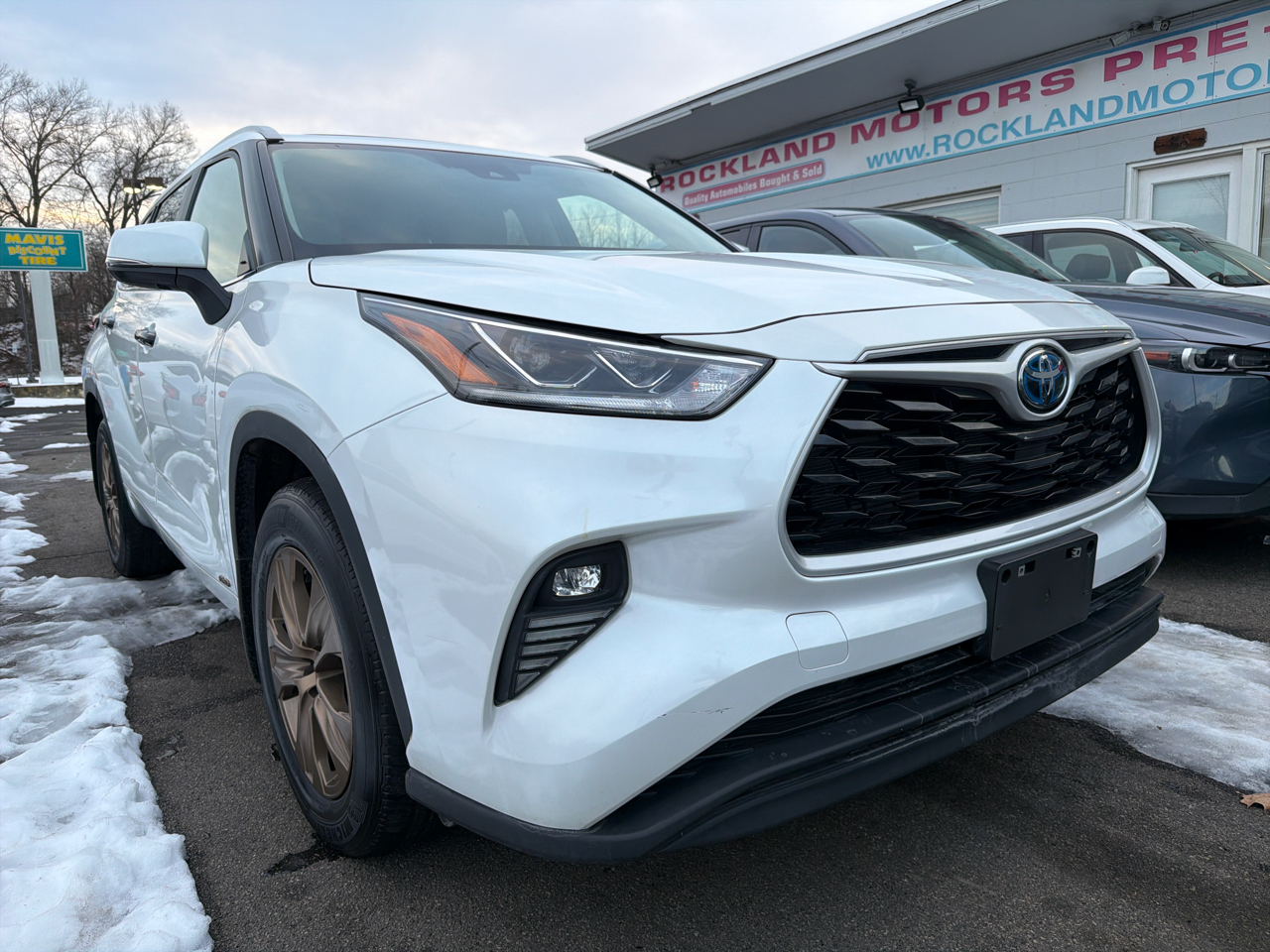 Toyota Highlander Hybrid Bronze Edition AWD (Natl) 2023