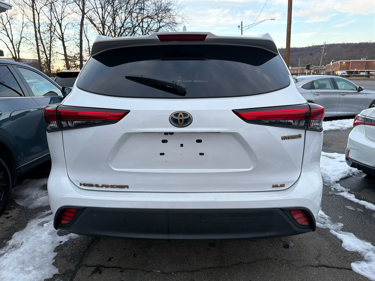 Toyota Highlander Hybrid Bronze Edition AWD (Natl) 2023