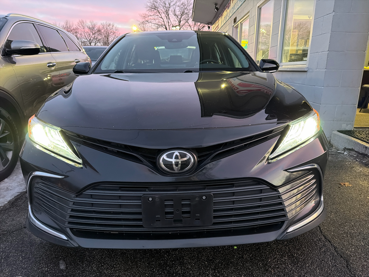 Toyota Camry XLE Auto AWD (Natl) 2021