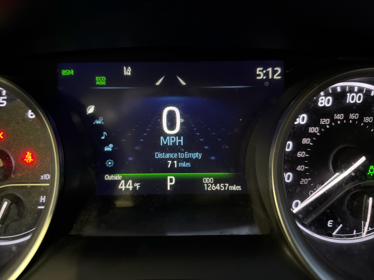 Toyota Camry XLE Auto AWD (Natl) 2021