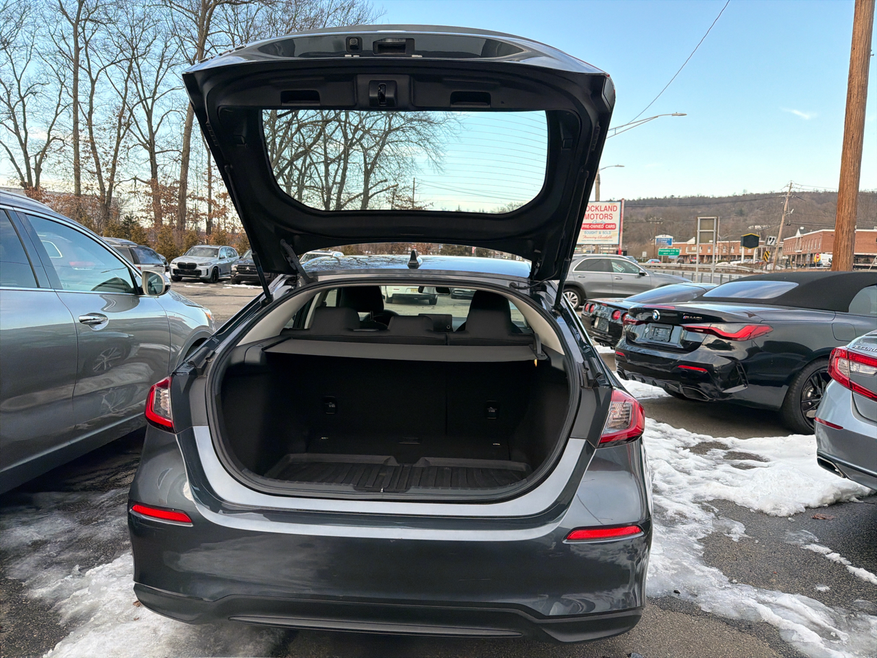 Honda Civic Hatchback LX CVT 2023