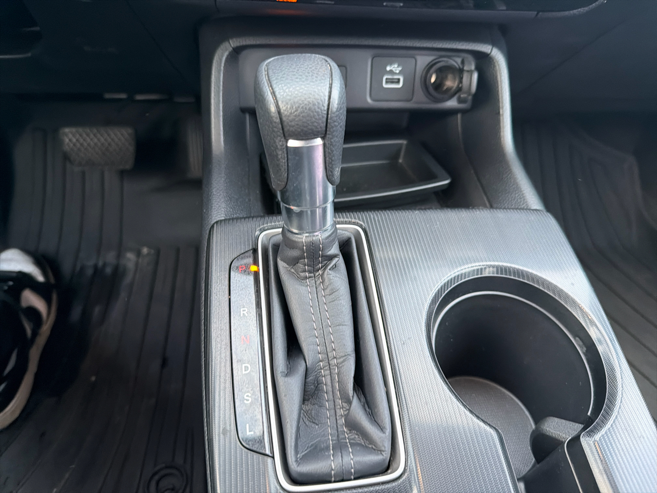 Honda Civic Hatchback LX CVT 2023