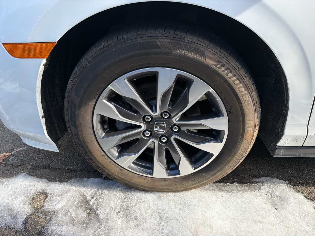 Honda Odyssey EX-L Auto 2024